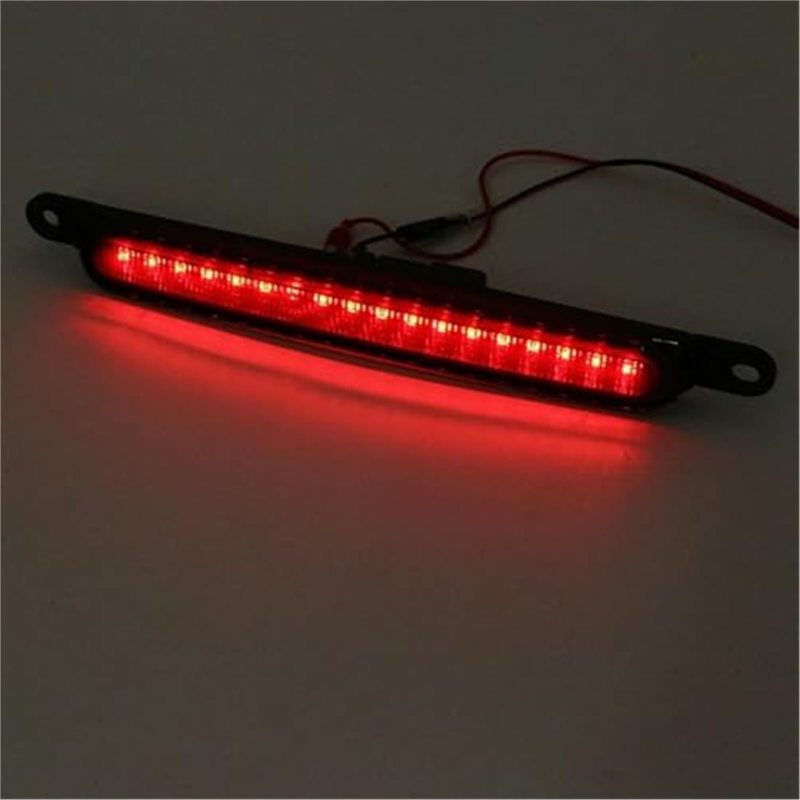 Tercera luz de freno, para Mitsubishi, for