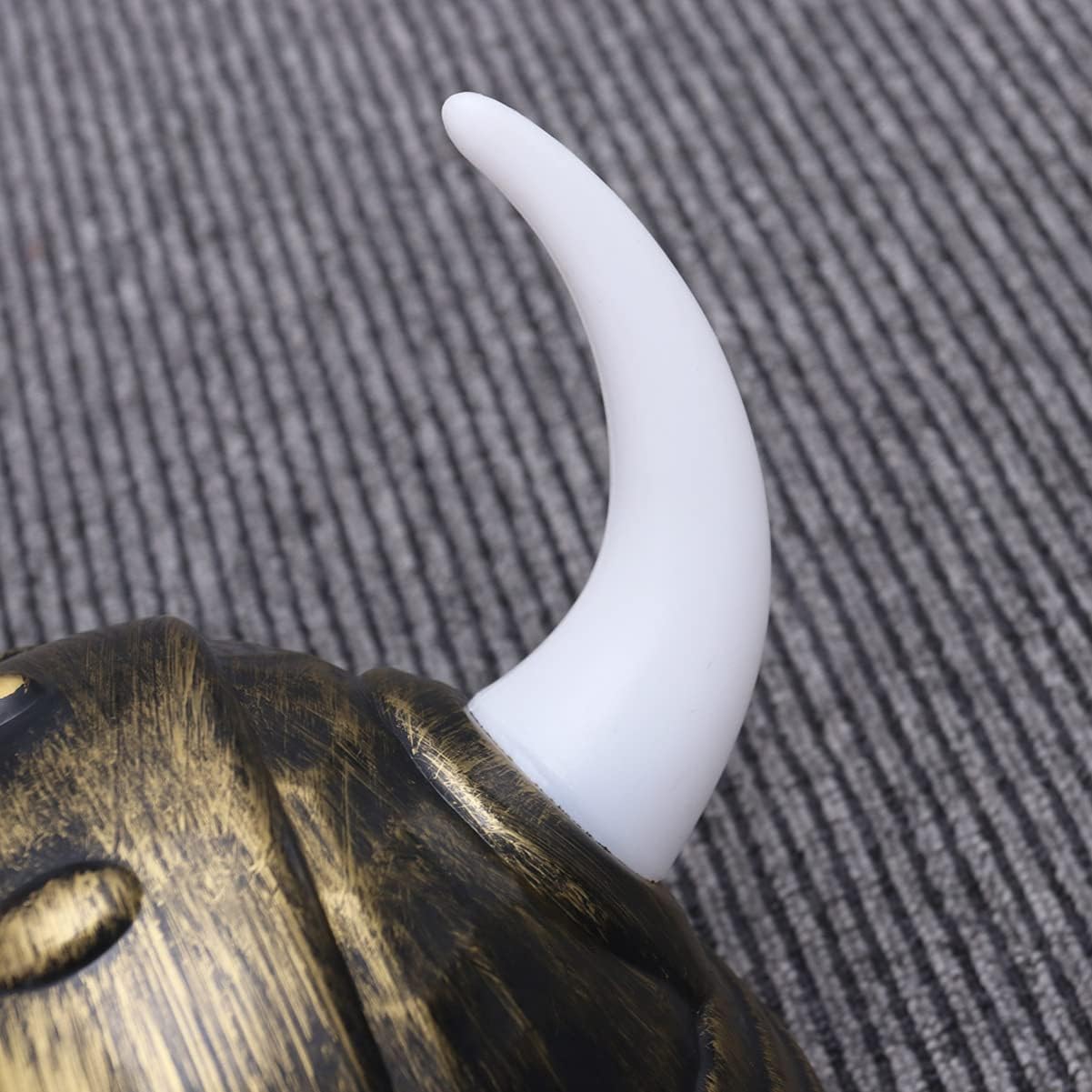 Abaodam Viking Helmet Berserker Warrior Costume Hat with Horns Buffalo Ox Horns Viking Costume Hat Halloween Cosplay Props
