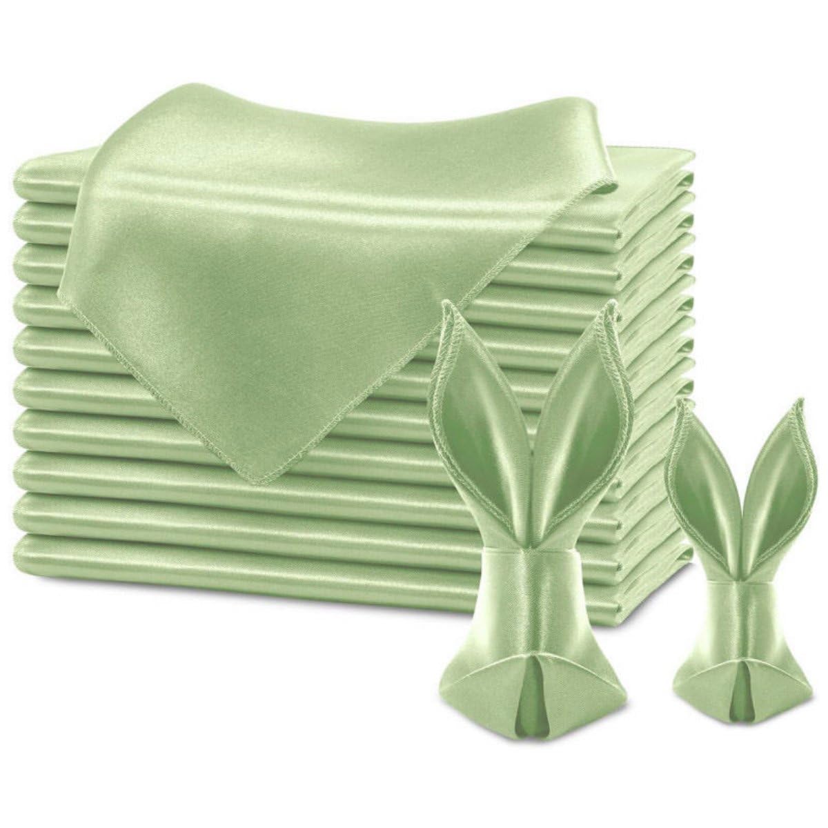 Serviettes en satin pour mariage et banquet festif avec décoration élégante