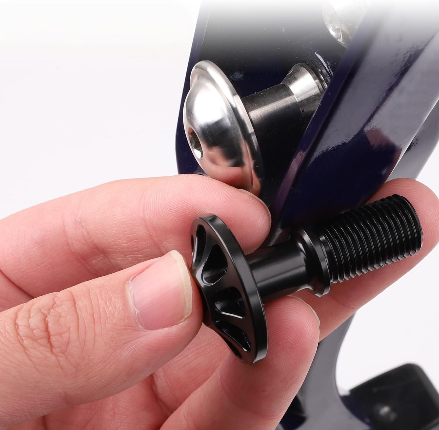 2pcs Archery Large Screw for Recurve Bow Handle ILF Recurve Bow Riser Spare Bolts Screw Limbs Mounting Thread Screw Shooting