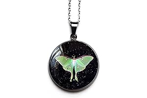 Captivating Luna Moth Pendant: Embrace the Grace of Nature