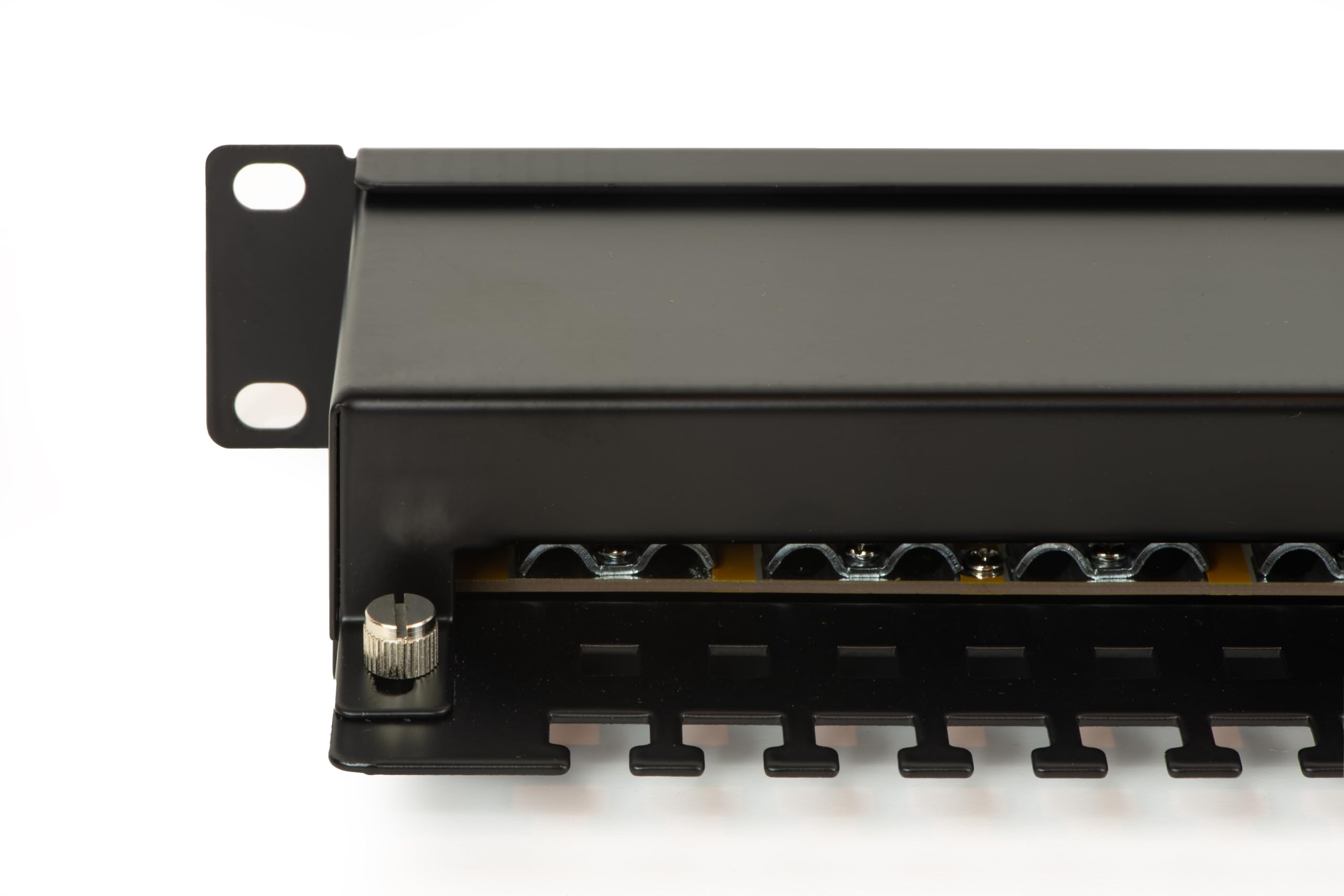 Pannello patch per reti con 24 porte RJ45 cat 6 schermato 19" colore nero