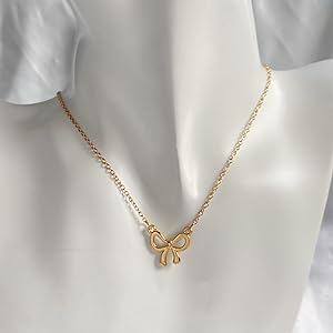 Amazon.com: bike8 Bow Necklace for Women (GOLD1) : Clothing