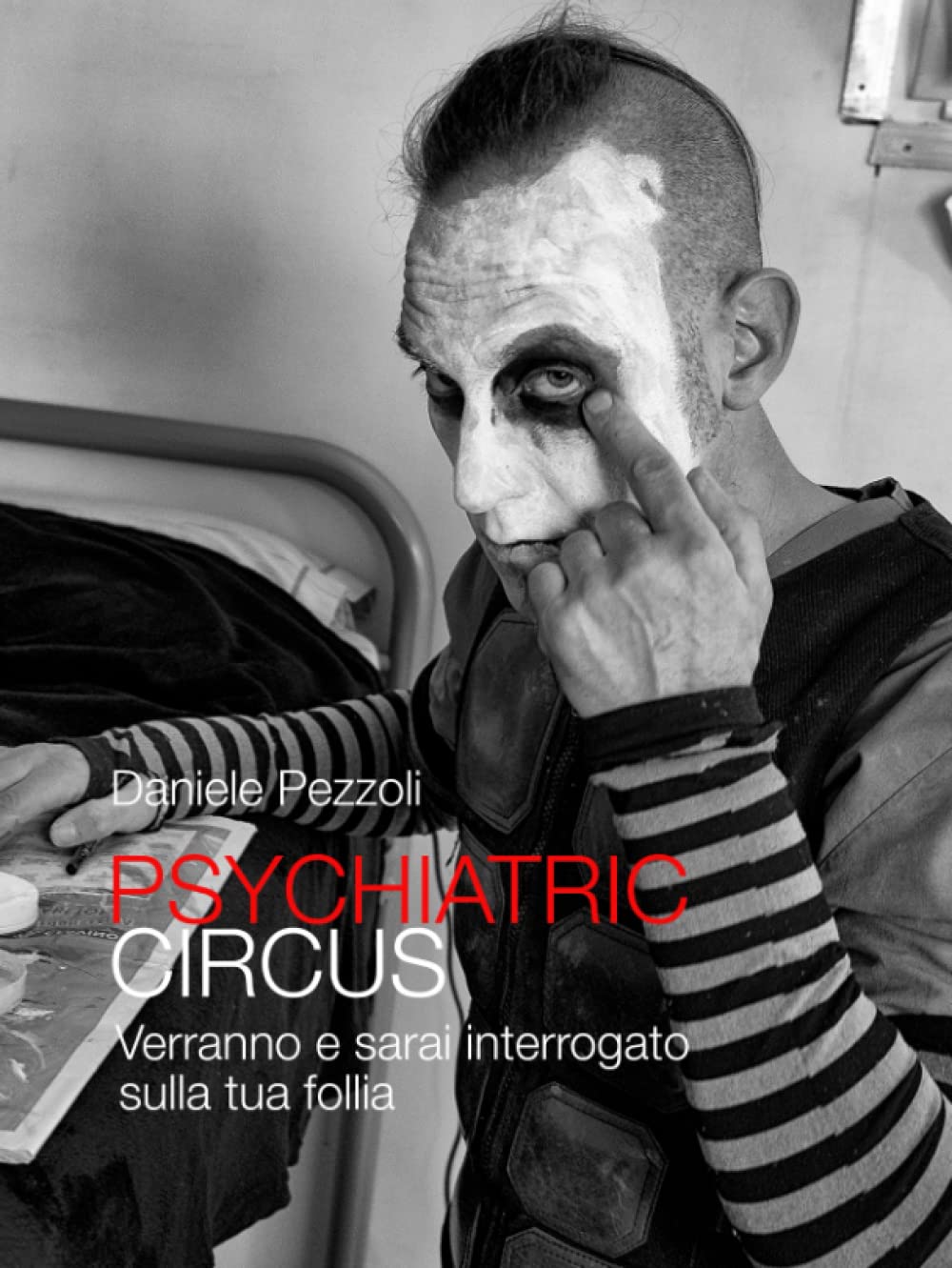 Psychiatric Circus livre pour comprendre la folie et la dramaturgie