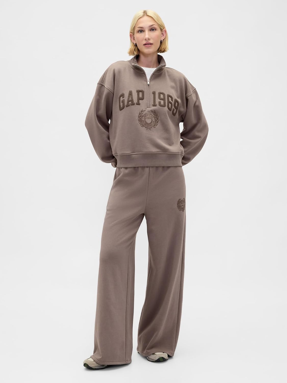 Gap Women's Baggy Logo Wide Leg Knit Pant
