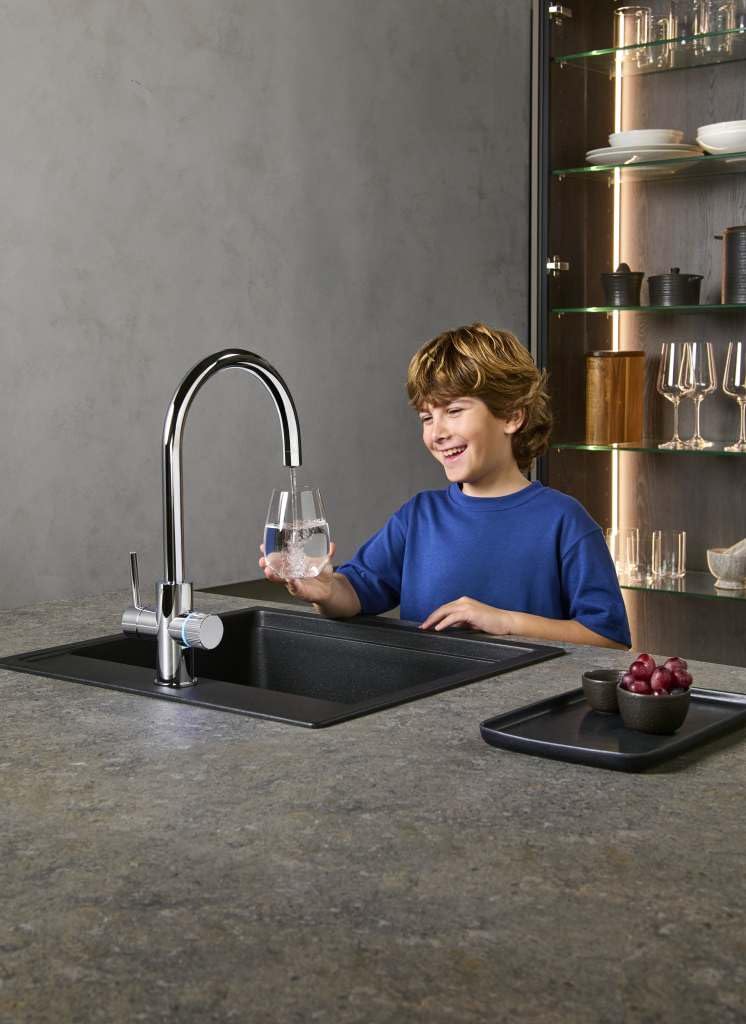 Roca Aquafy A5A8D3GC00 Grifo con Filtro de Agua – Protege a tu familia con agua limpia sin botellas – Sistema de filtración para cocina, mejor sabor y menos impurezas