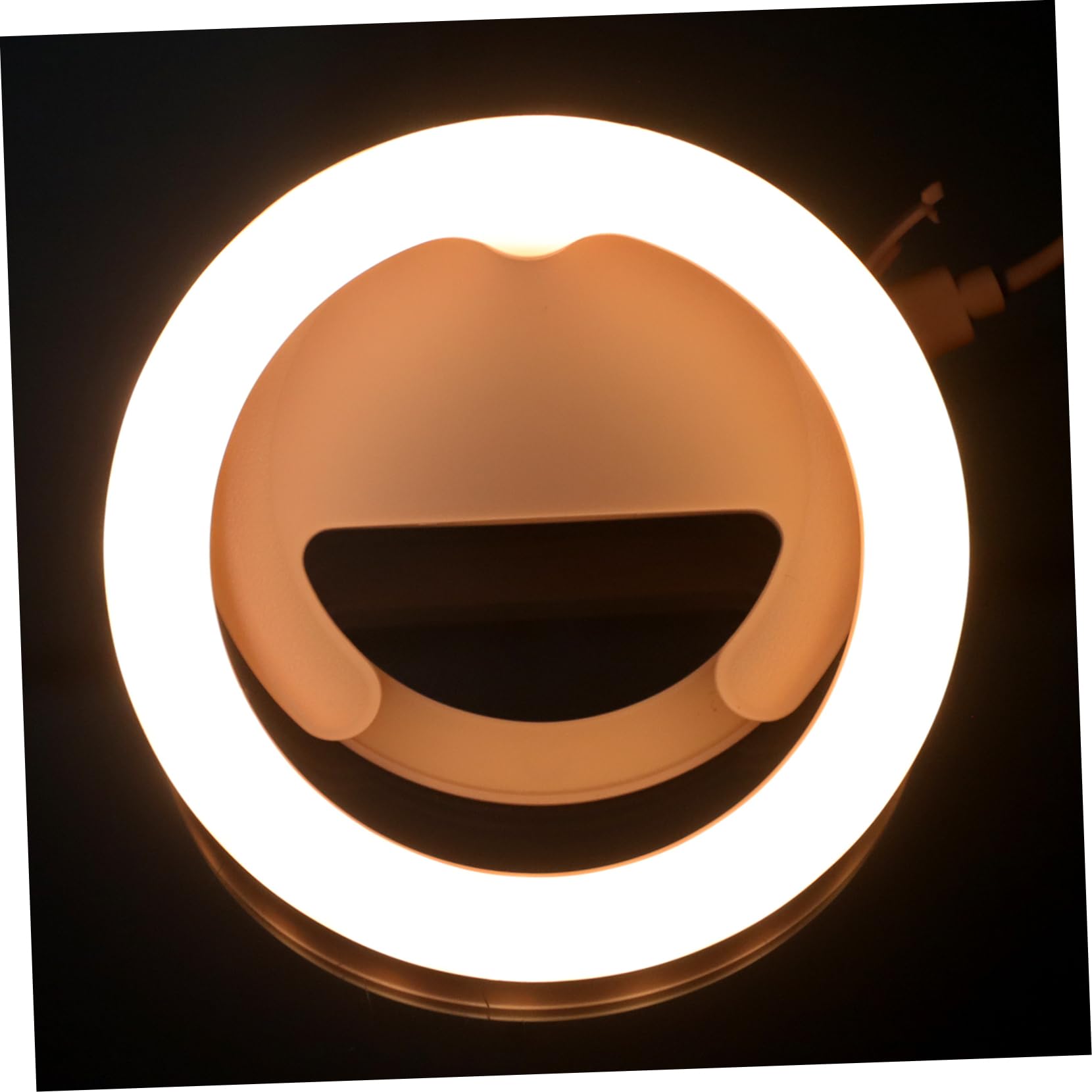 STOBOK Portable Phone Ring Light Clip with Brightness for Outdoor Photography Selfie and Video Calls Lightweight Compact Soft Lighting for Makeup and Live Streaming