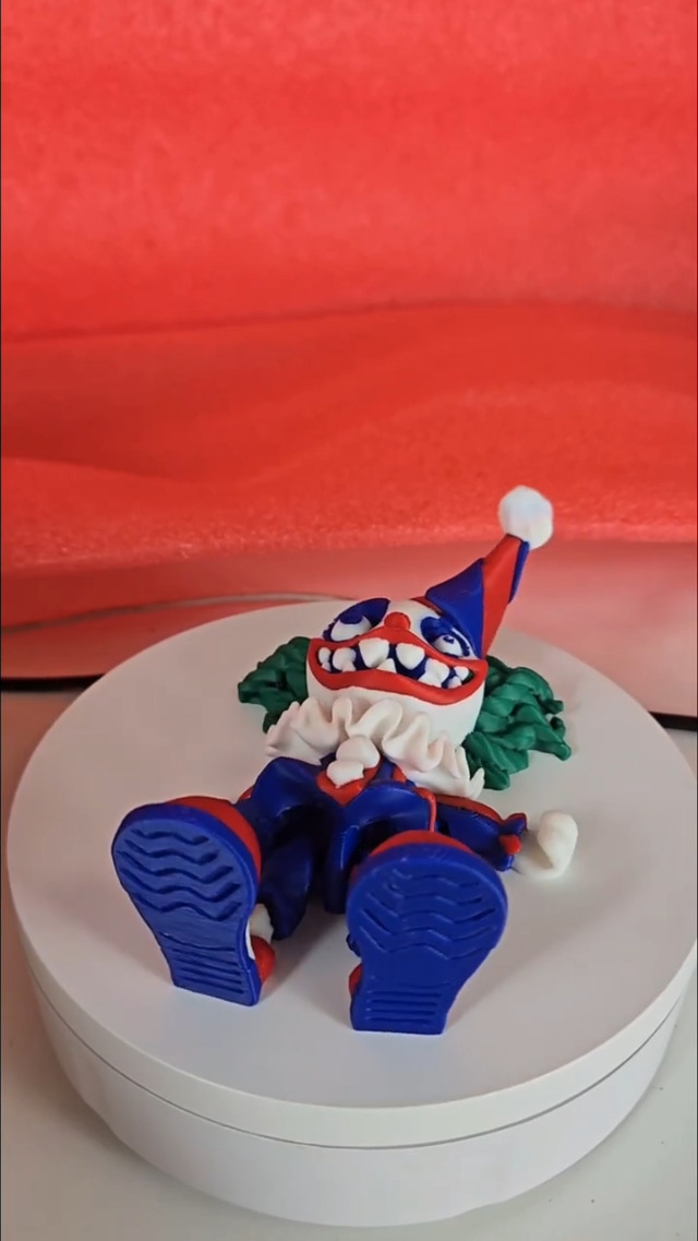 Amazon.com: Articulated Creepy Clown Collectible Figurine