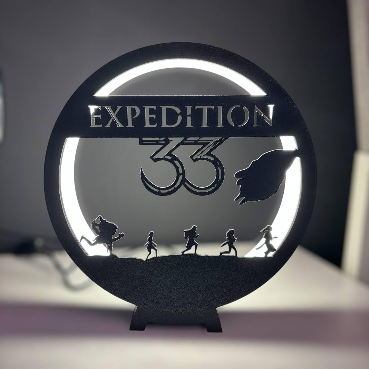 Generico Expedición Nocturna USB LED | Silueta Personajes Videojuegos | Fanart Escritorio Gaming Decoración Nerd Regalo Gamer