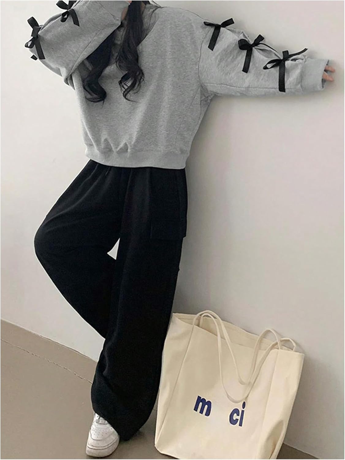 SweatyRocks Women's Y2k Bow Crewneck Sweatshirt Oversized Long Sleeve Pullover Tops Fall Outfits - Image 4