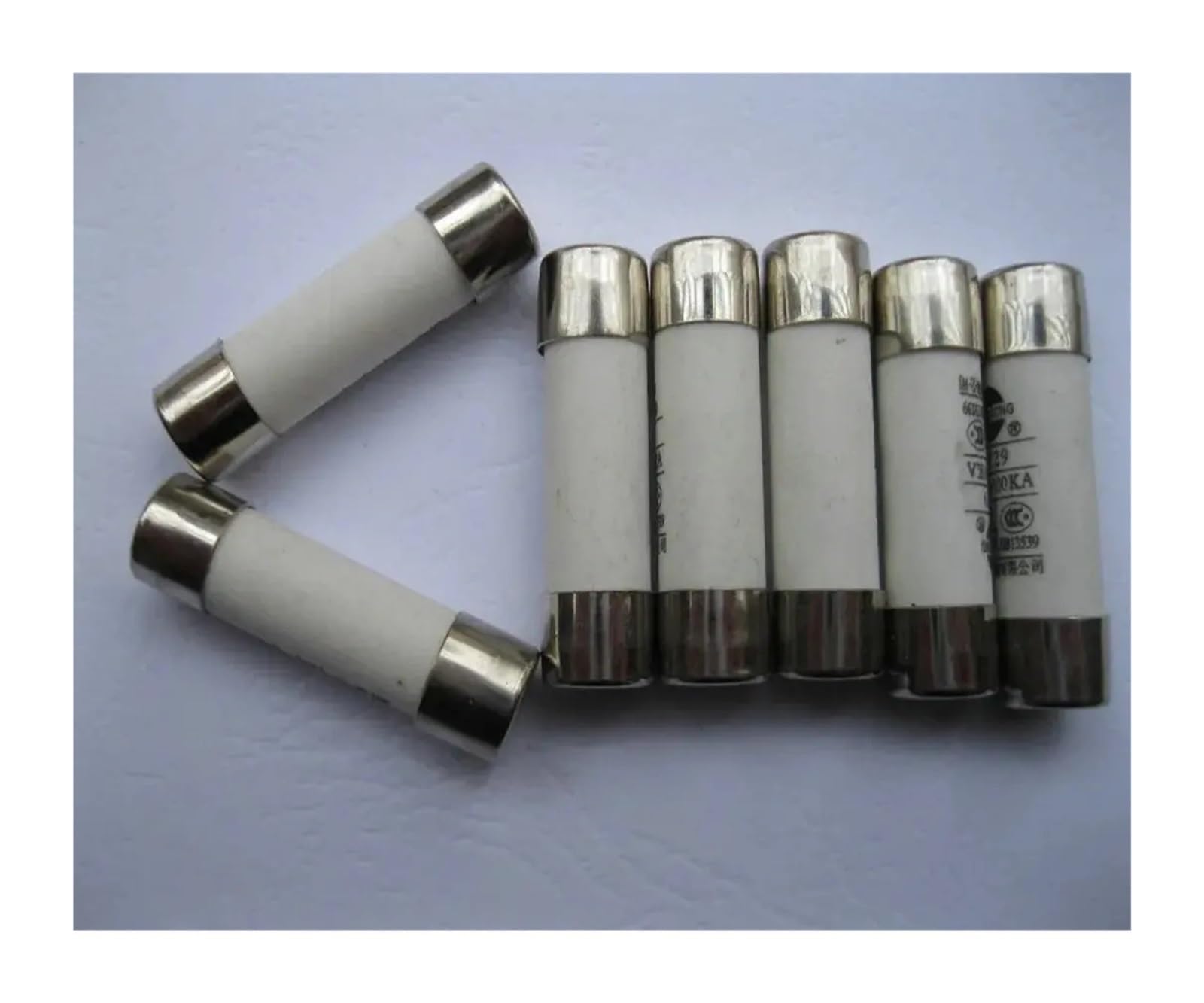 Fusibles 4A 380V cartouche thermique 8,5x31,5 mm pour coupe-circuit
