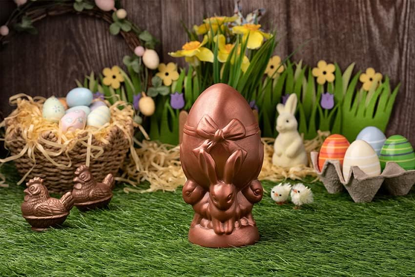 Easter Egg - Held by Bunnies