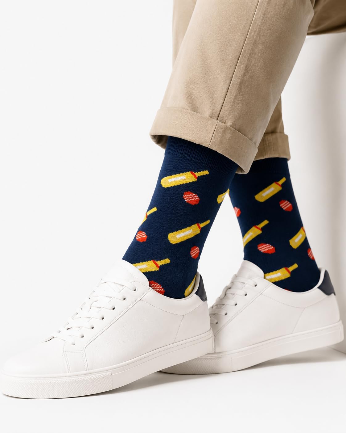 AUSCUFFLINKS Cricket Bat & Ball Socks | Cricketer Sock World Cup | Bowler Present for Men | Work Socks for Him | Birthday Prezzie for Guys (Cricket Bat & Ball)