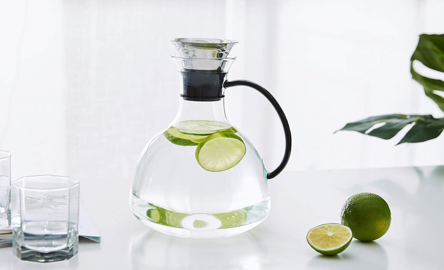 Uр Tо 50% оƒƒ Purefold 68 Ounce Glass Pitcher with Drip-Free Stainless Steel Lid, Hot and Cold Water Carafe, Fruit Tea Coffee Maker, Ice Tea Pitcher, Juice Jar - Black Handle Series