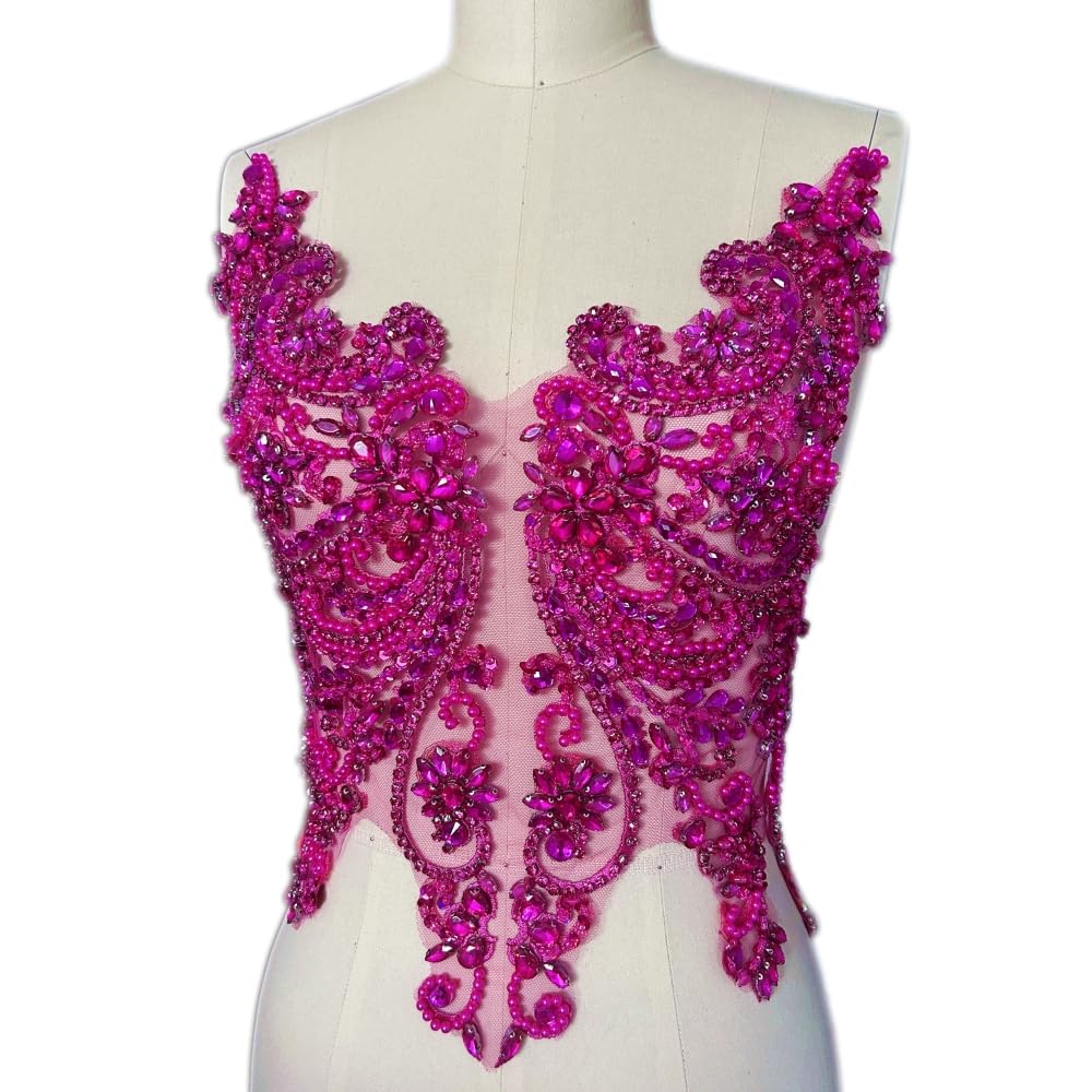 Dentelle rose rouge à strass pour sublimer une robe de mariée ou une tenue de gala faite main