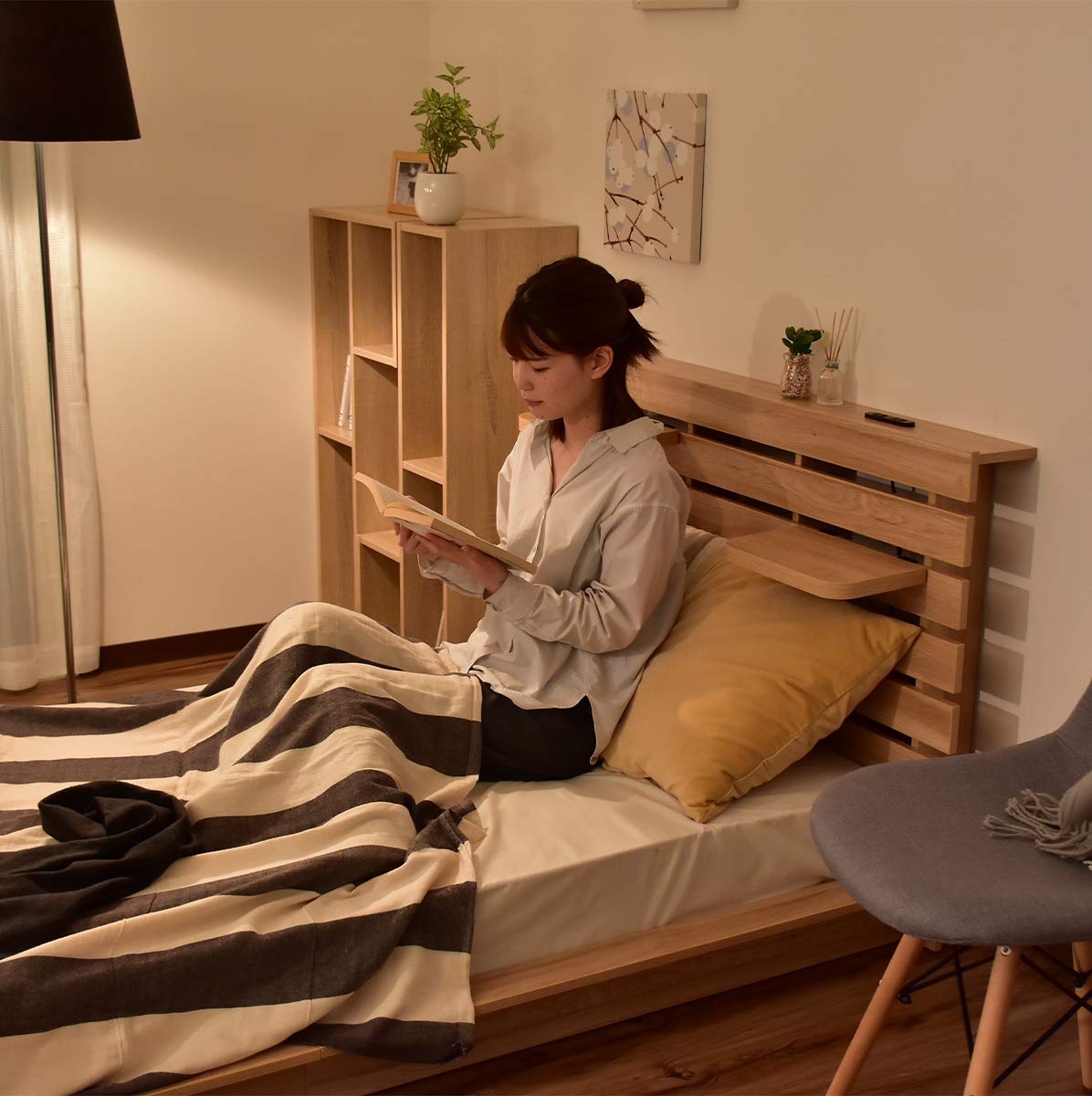 Amazon｜DORIS ドリス ベッド ダブル フレームのみ ロースタイル 宮棚