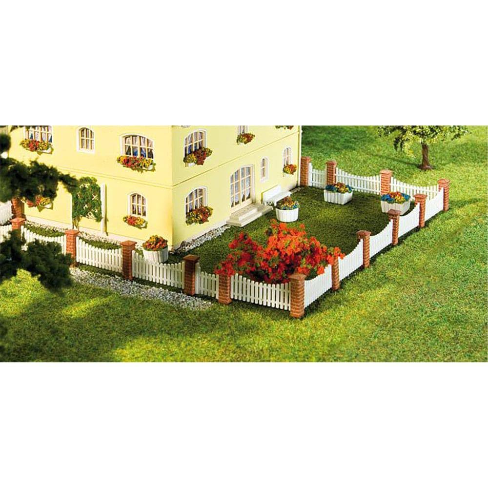 Faller N 272409 Lawn Fence, 14 3/4