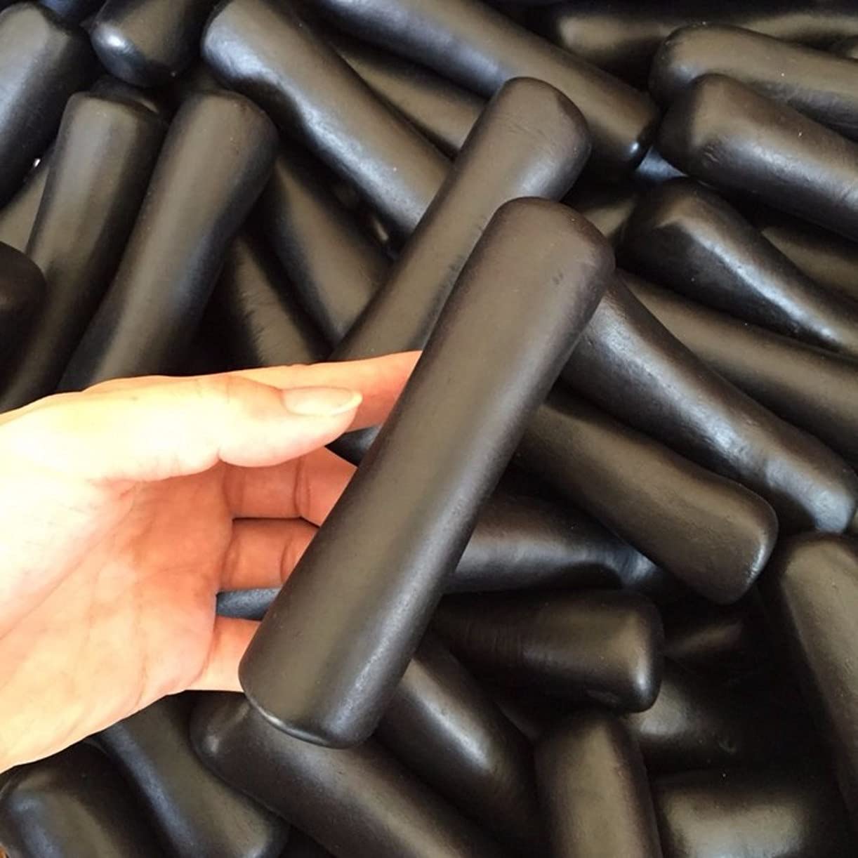 Hui Ink Stick Kalligraphie Schreibtinte, reines Öl, Ruß, Handreibtinte, traditionelle chinesische Malerei, feste Tinte, 200 g, 2 Stück
