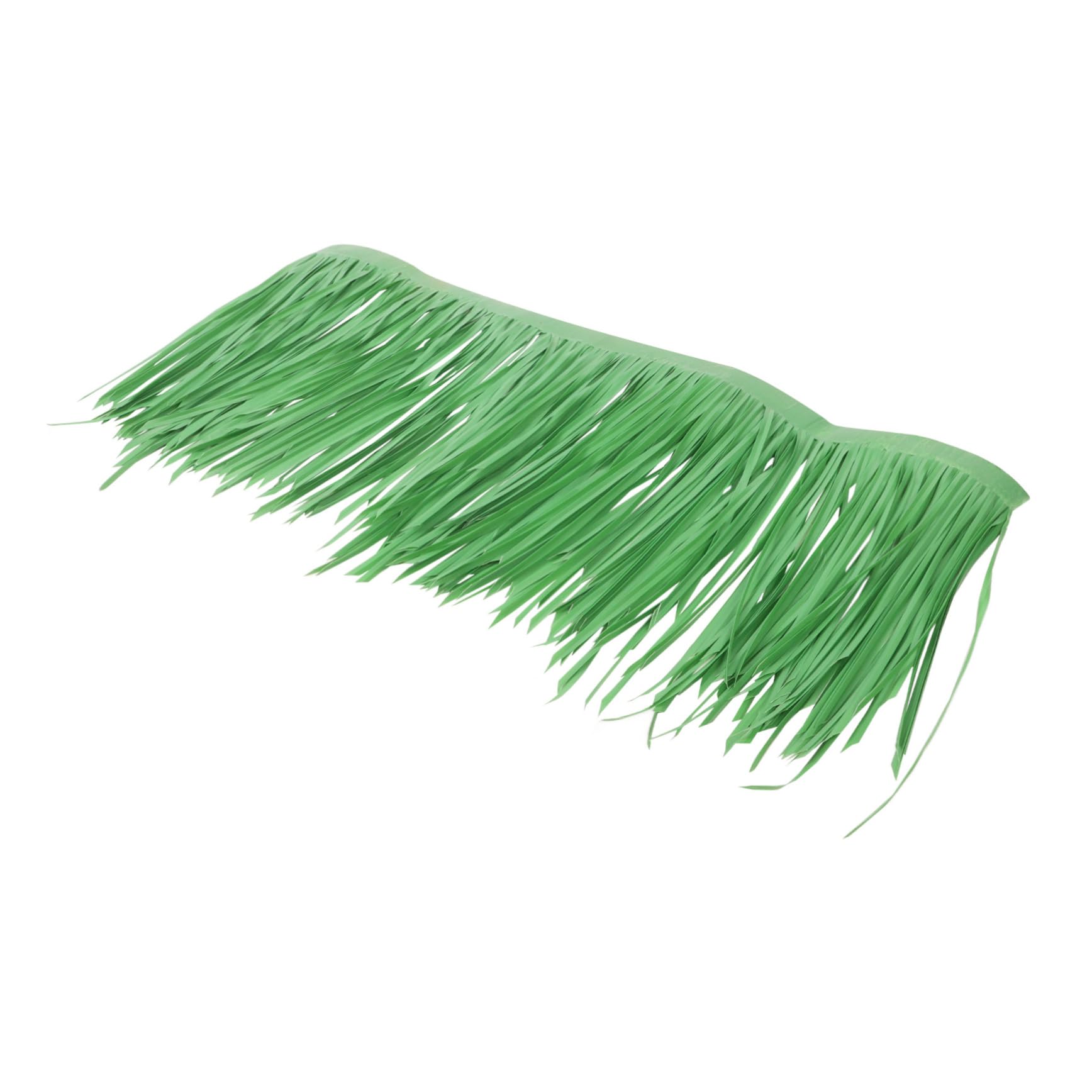Plaques plastique effet chaume ifundom pour créer une ambiance de pergola exotique au jardin