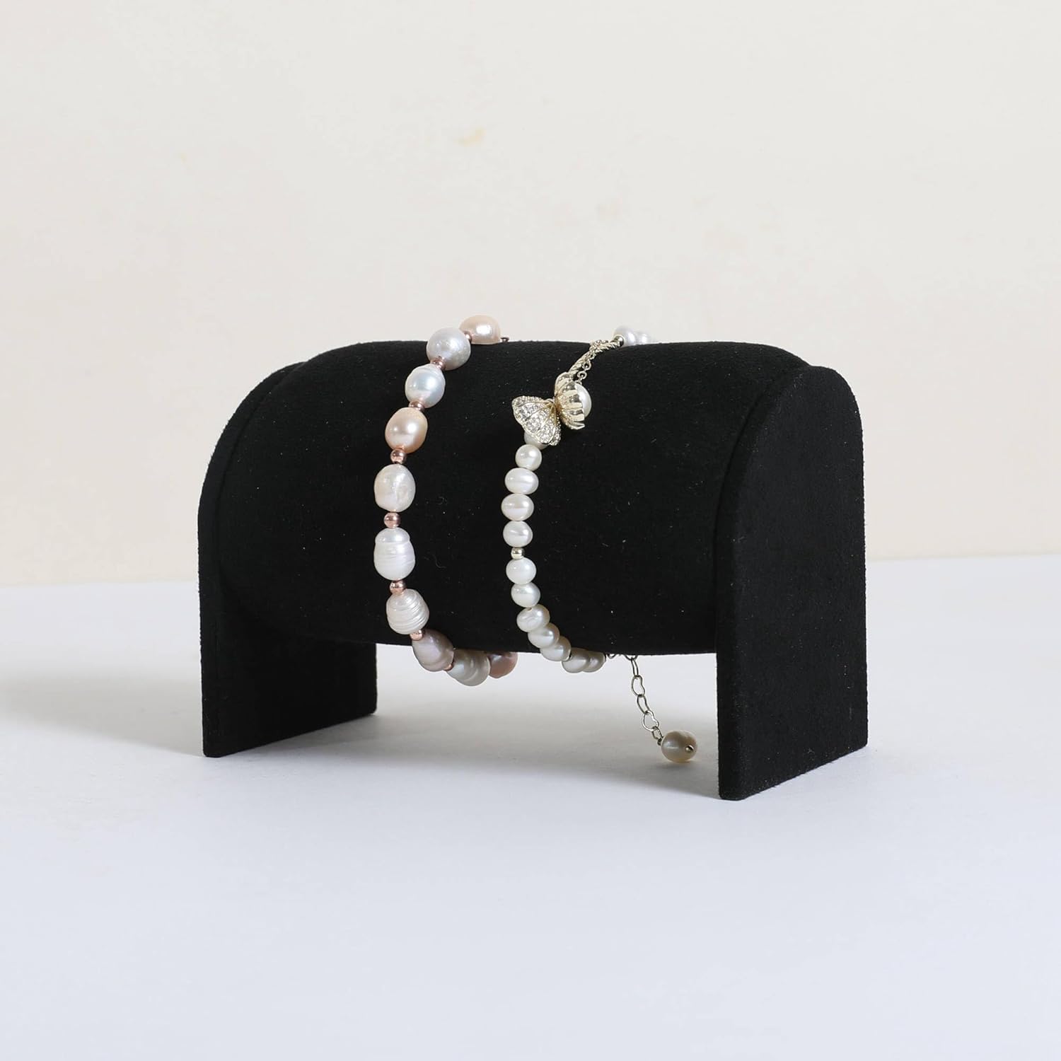 Velvet Watch Display Stand for Selling, Bracelet Storage Organizer for Boutique Store, Woman Jewelry Bangle Holder for Home Decor【Black】