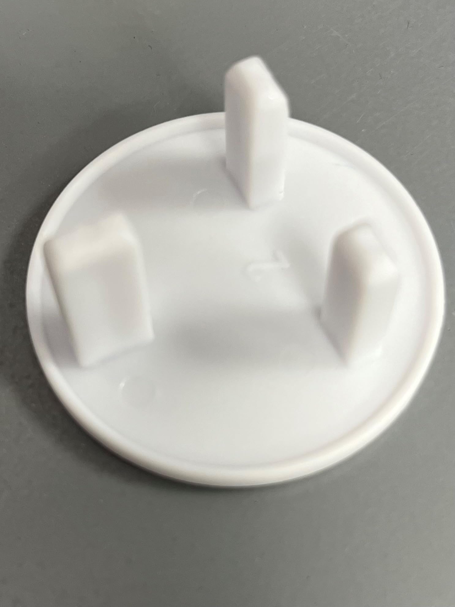 Dreambaby Home Baby Safety Socket Plug Covers - Electrical Outlet Protector Guard -24 Pack - White - Image 2