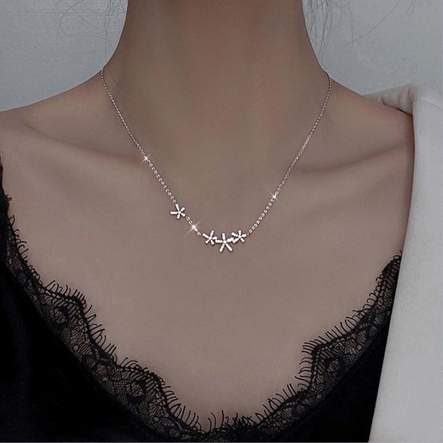 Vintage Crystal Flower Pendant Necklace Rhinestone Flower Necklace Sparkly Crystal Choker Necklace Silver Cz Crystal Necklace Jewelry for Women - Image 2