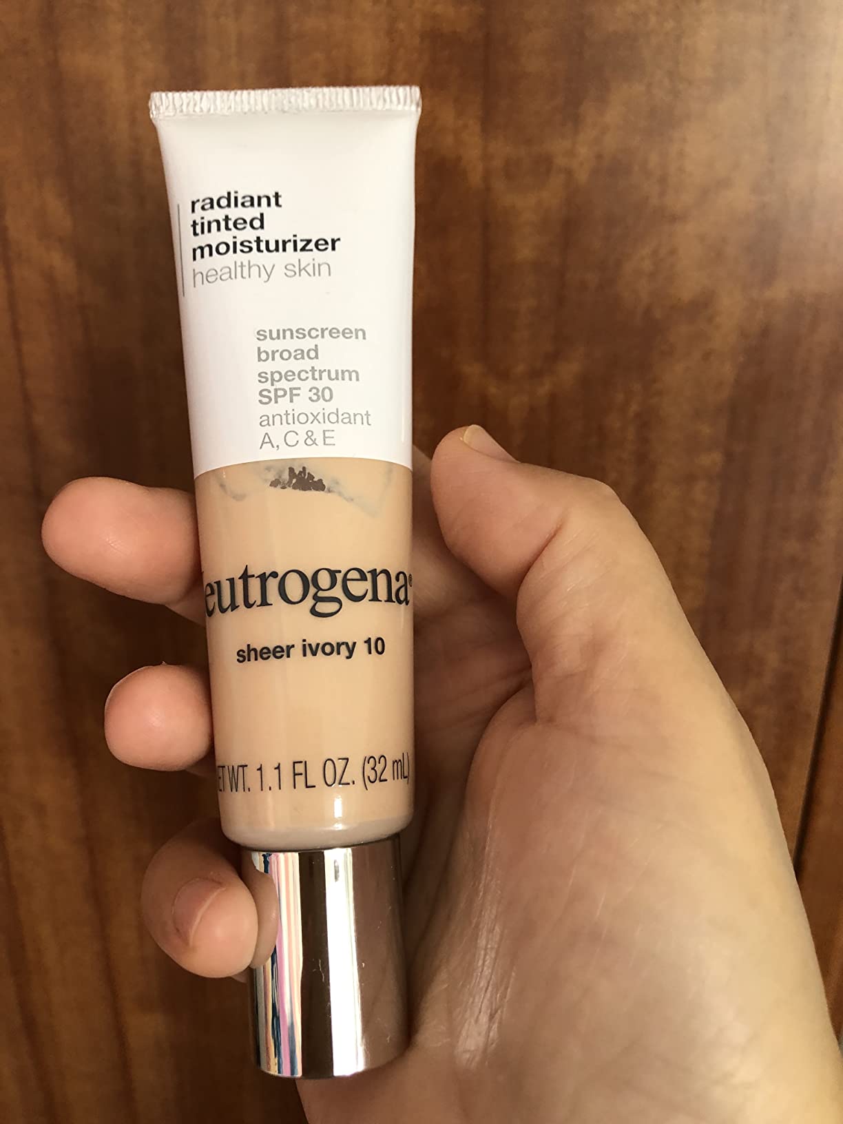 Johnson & Johnson Neutrogena Healthy Skin Radiant Tinted Facial Moisturizer with Broad Spectrum SPF 30 Sunscreen Vitamins A, C, & E, Lightweight, Sheer, & Oil-Free Coverage, Sheer Ivory 10, 1.1 fl. oz