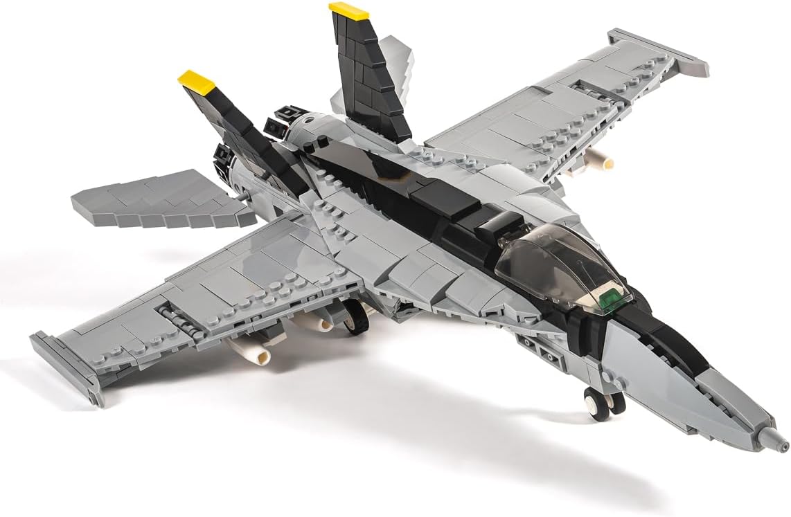 DAHONPA F/A-18E Super Hornet Fighter Jet Building Set, 682 Pcs Military Airplane Model Kit with Pilot Figure, Aviation Toy Gift for Adults & Teens