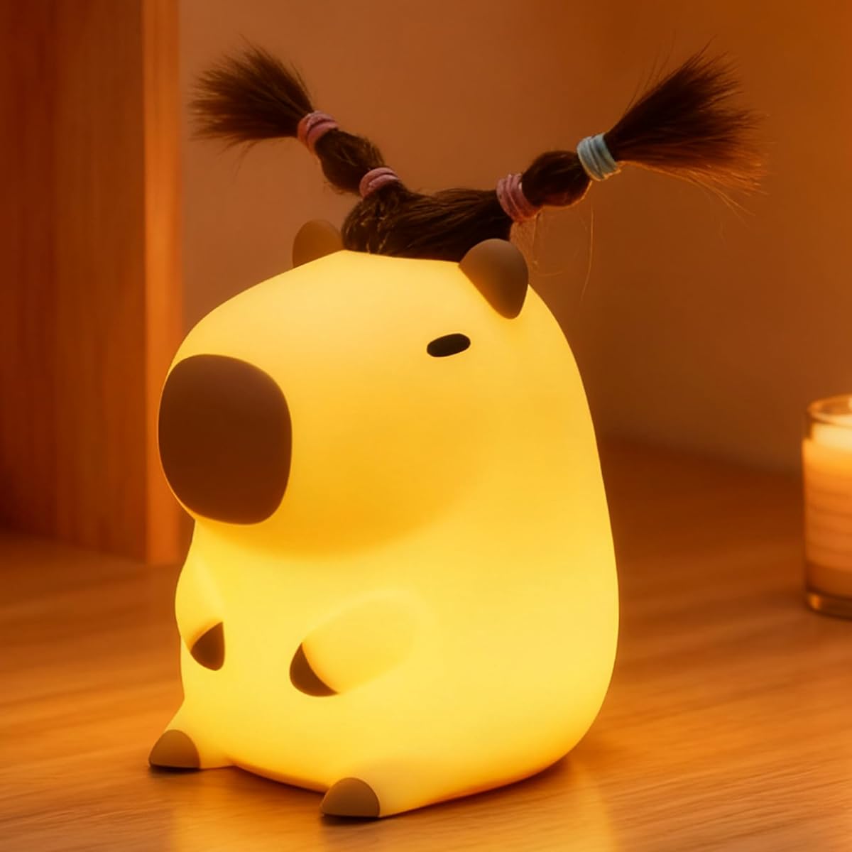 FAMIDUO Cute Capybara Night Light, Rechargeable Silicone Lamp, DIY Hairstyle,