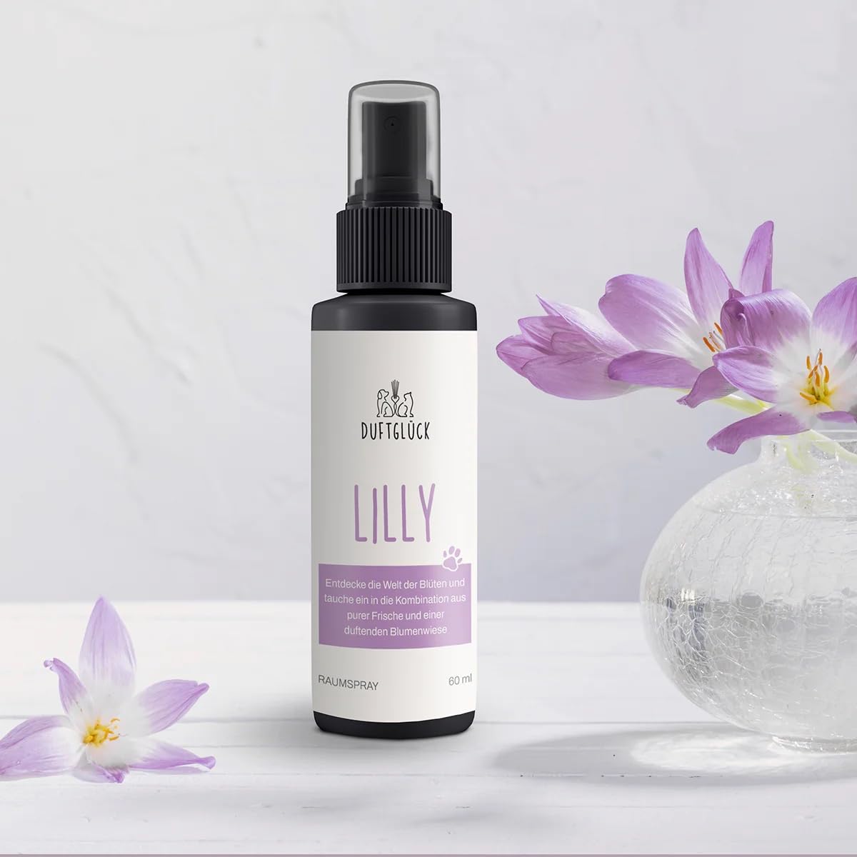 Geruchsneutralisierer Lilly - Neutralisierungsspray Hunde und Katzen Gerüche I Katzenurin Geruchsentferner I Raumspray gegen Hundegeruch I Duft: Lavendel & Bergamotte I 60ml