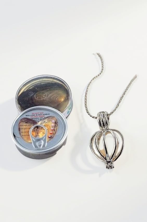 Women Wish Pearl in Oyster Pendant Necklace with Earrings - Valentine Gift (Assorted Colours)