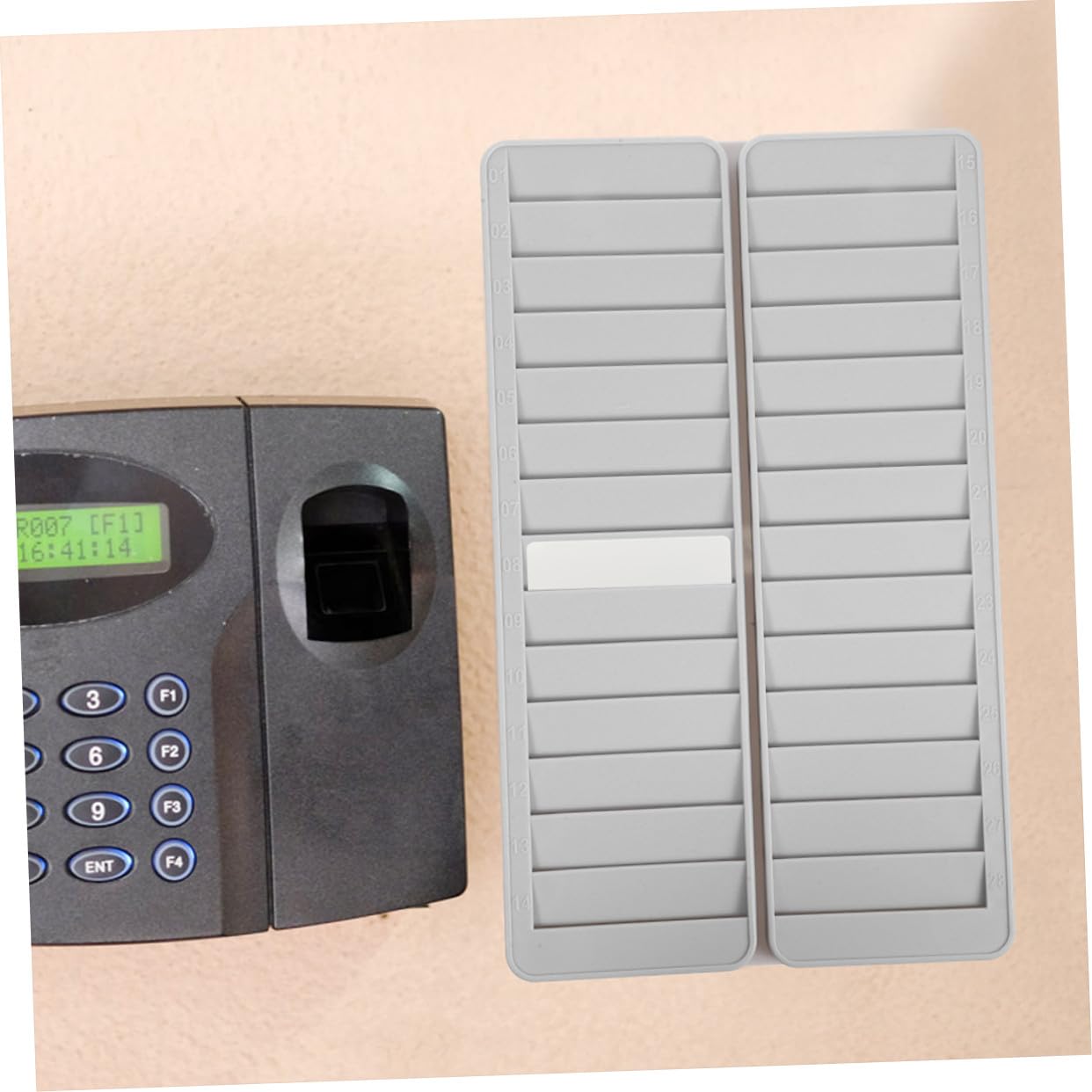 2 Stück Fächer Kunststoff Kartenhalter Flexibel Erweiterbar mit Nummernaufklebern Robuster Organizer für Id Vip Hotel Mitgliedskarten für Büro Lager und Garage