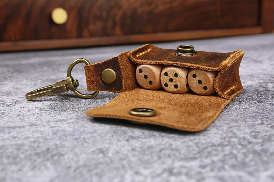 Amazon | ダイスケース 本革 6面 15mm賽子 6個付き 真鍮と木材製選べる