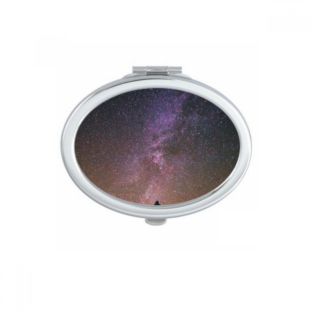 Miroir compact ciel étoilé parfait pour vos retouches en voyage