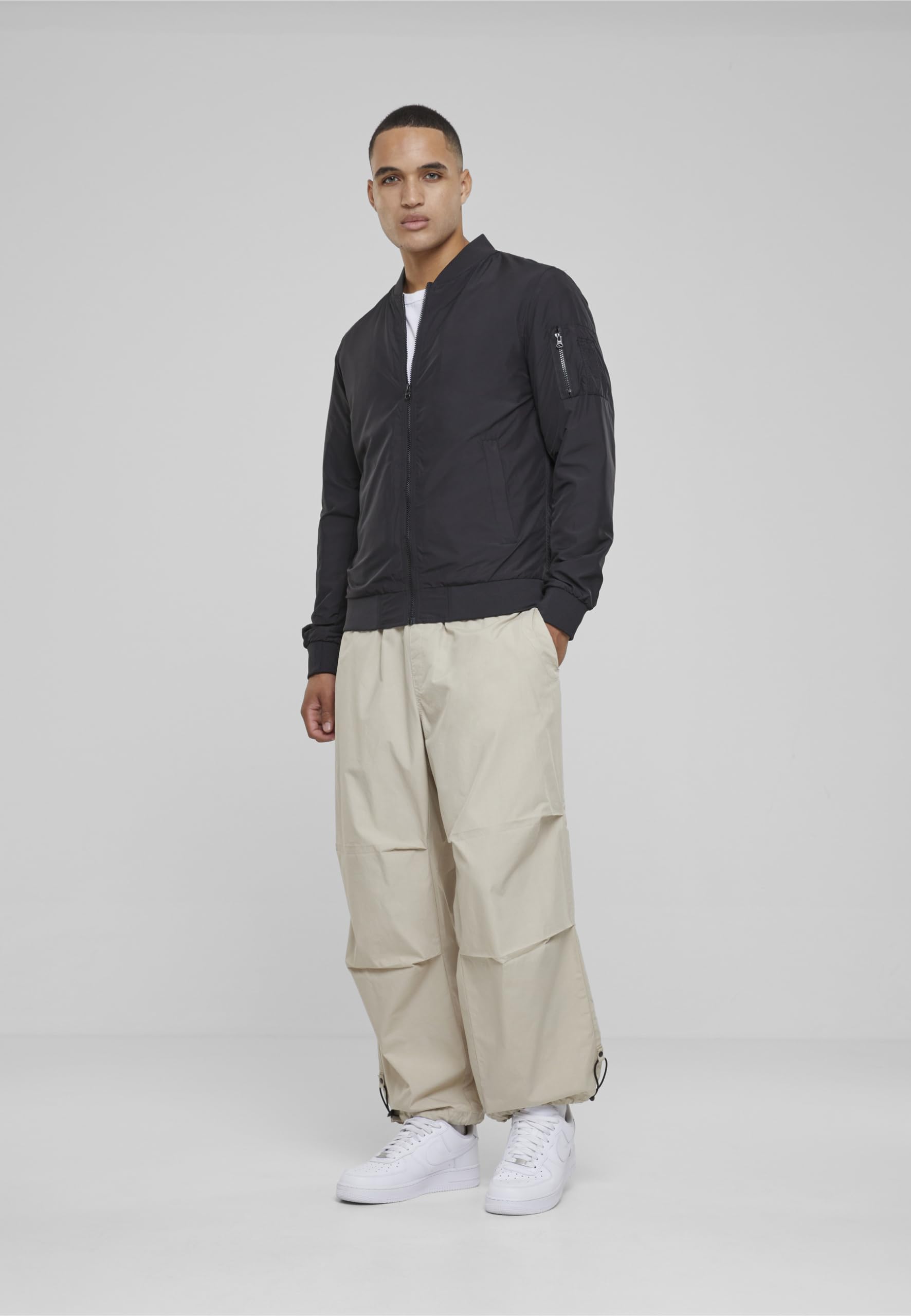 Urban Classics M?ska kurtka bomberka, lekka kurtka samolotowa dla m??czyzn w wielu kolorach, rozmiary S - XXL