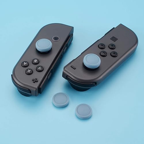 Vista 28 de eXtremeRate PlayVital - Tapas para joystick Switch Lite, tapa analógica de silicona para empuñaduras de pulgar OLED Joycon - Gris claro