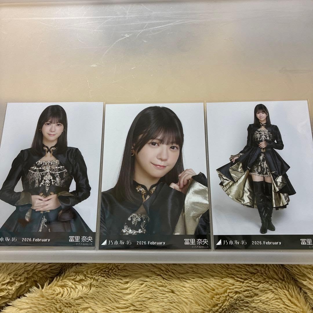 Amazon.co.jp: 冨里奈央 コンプ 乃木坂 生写真 スペシャル衣装 48