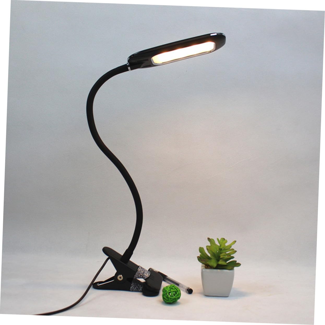WOONEKY Lámpara de Lectura LED con Clip Flexible USB de Brillo Luz Portátil para Mesa de Noche y Dormitorio Diseño Ergonómico para Lectura y Viaje Color Negro