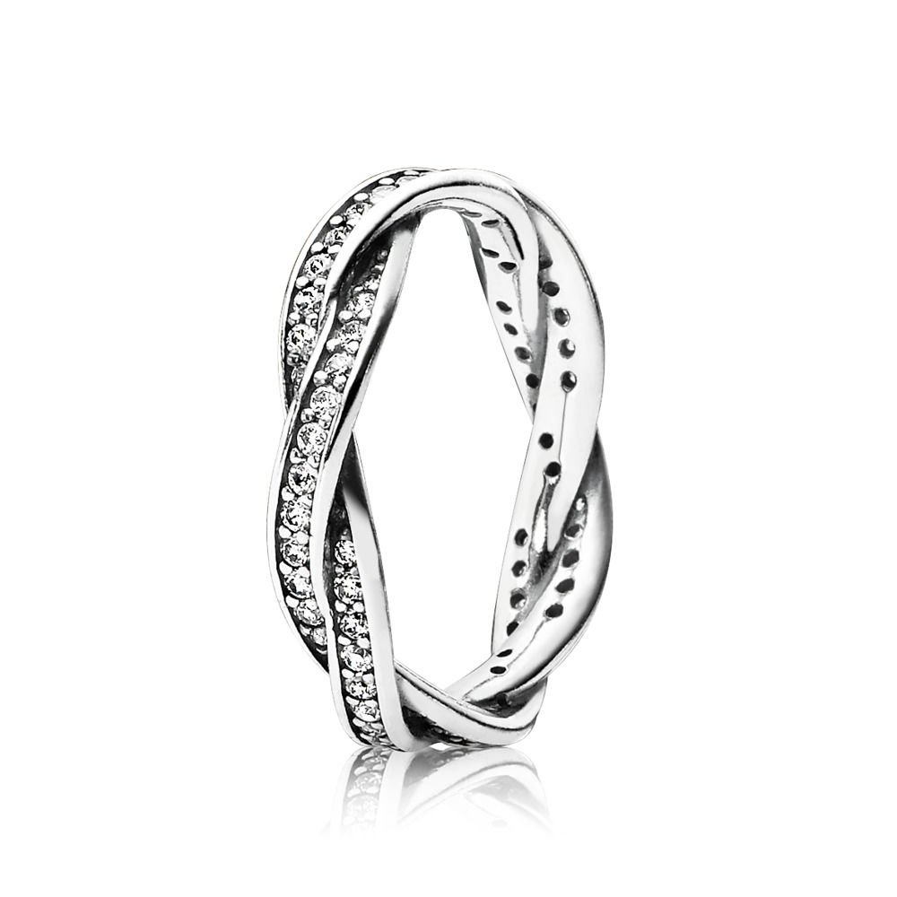 PANDORA Timeless Anillo trenzado con engaste pavé de plata pavé con circonitas cúbicas en oferta en Amazon