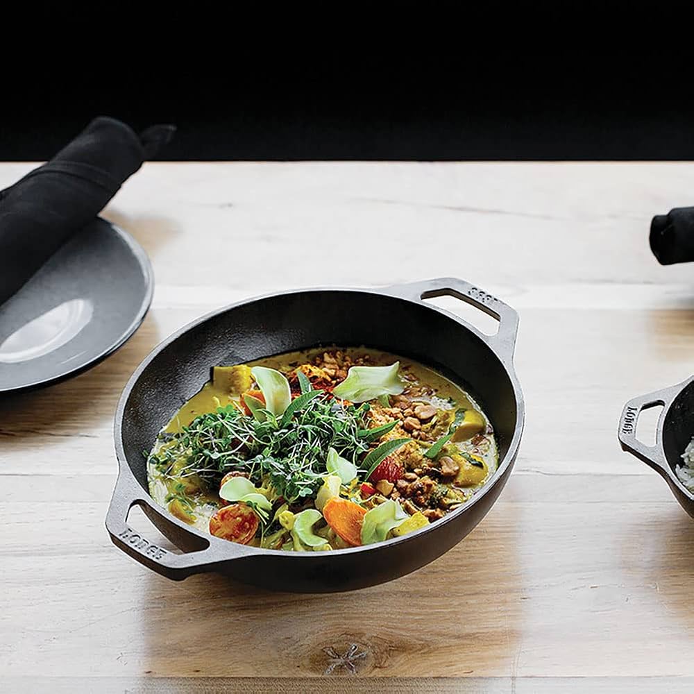 新品Lodge Seasoned 鋳鉄製スカルミニケーキパン Amazon.com: Lodge Seasoned Cast Iron Skull Mini Cake Pan