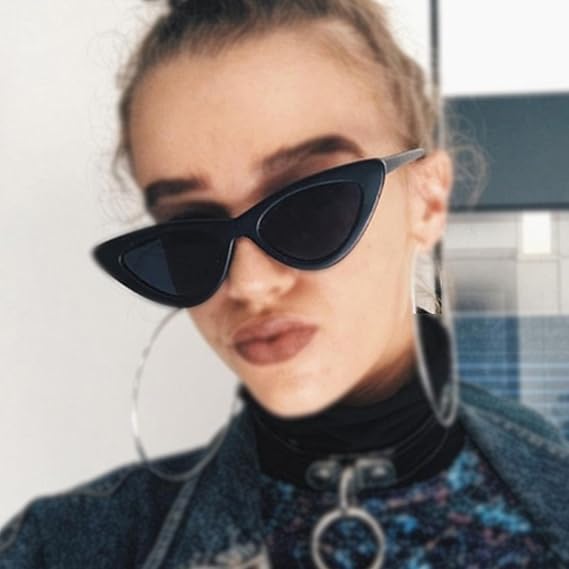 Amazon Co Jp Mora レディース ファッション小物 サングラス 偏光サングラス 運転 偏光レンズ ダブルブリッジ 三角形サングラス ハイストリート ミラーサングラス カラーフィルム 復古 ファッション カジュアル セレブ 眼鏡 小顔効果も抜群 ファッション