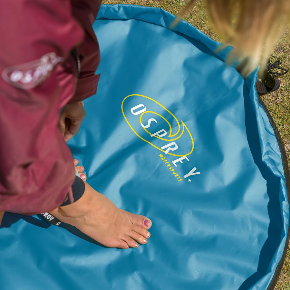 Osprey | Tapis à Langer imperméable pour Combinaison de plongée, Sac à Langer d'extérieur Portable, Pliable et résistant à l'eau, Sac de Voyage, Bleu Sarcelle, Taille Unique