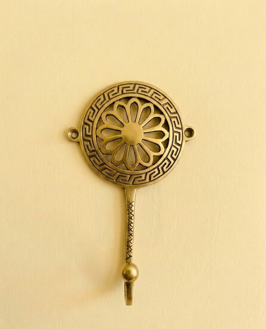 Vintage Sunburst Wall Hooks – Decorative Wall Mounted Coat Hooks for Entryway, Towels, Hats, Keys & Bags, Antique Style Metal Wall Hook for Bathroom, Bedroom, Hallway & Kitchen (Pack of 3)