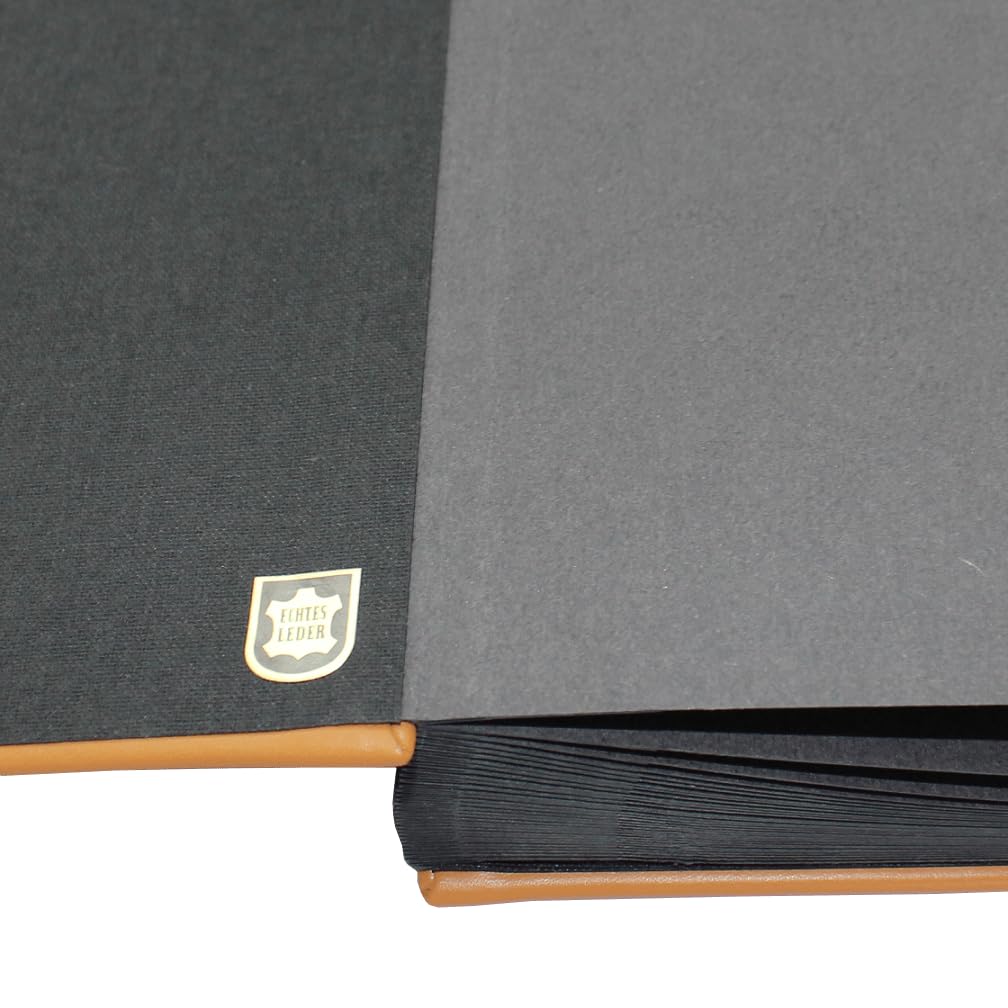 Raccoglitore con registro 1-31 in pelle bovina liscia in cognac, adatto per DIN A4, copertina morbida con dorso elastico, goffrato su richiesta