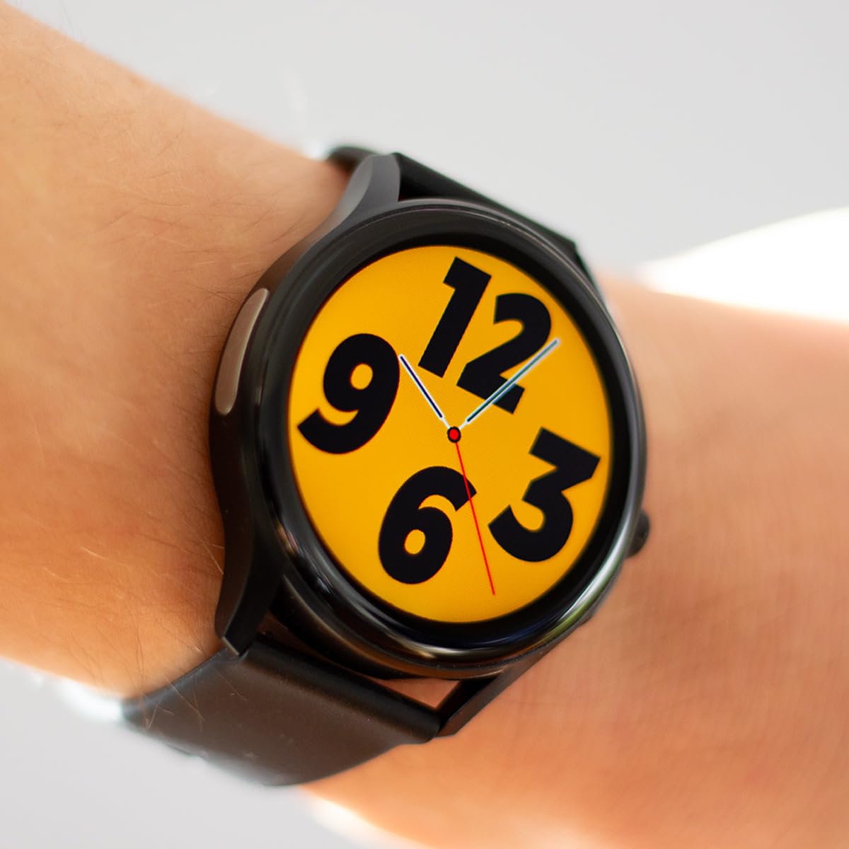 Knauermann Neo (2024) Gold Rund - Gesundheitsuhr Smartwatch - EKG + HRV Funktion - BT Bluetooth - Schlafapnoe - Blutdruck - Silikonband Schwarz, 14-24