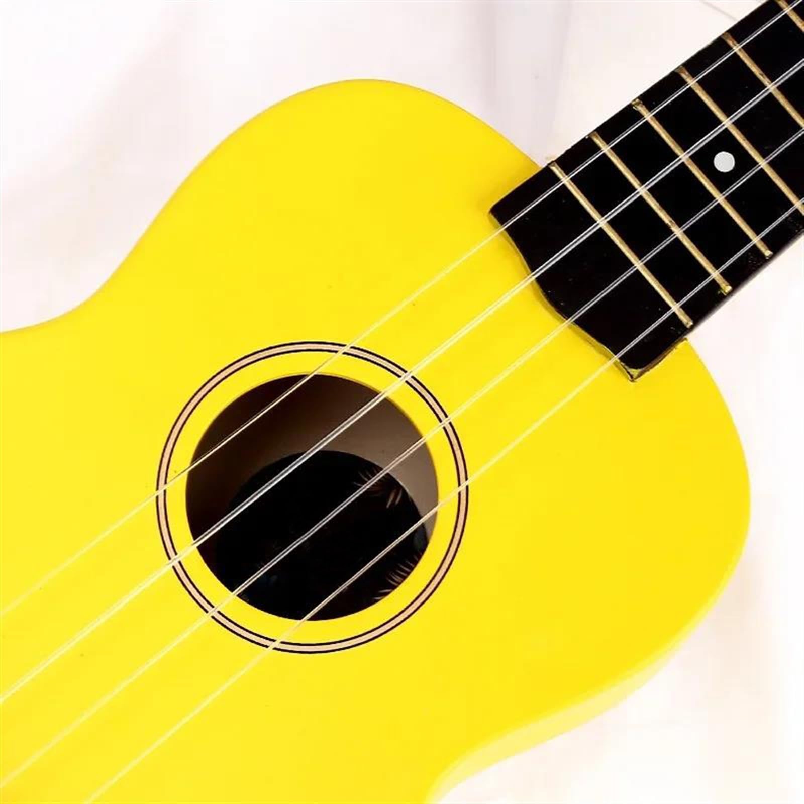 ukulele 21-calowa 4-strunowa Gitara Basowa Ukulele Z Włókna Węglowego Dla Początkujących(Color:Pink)