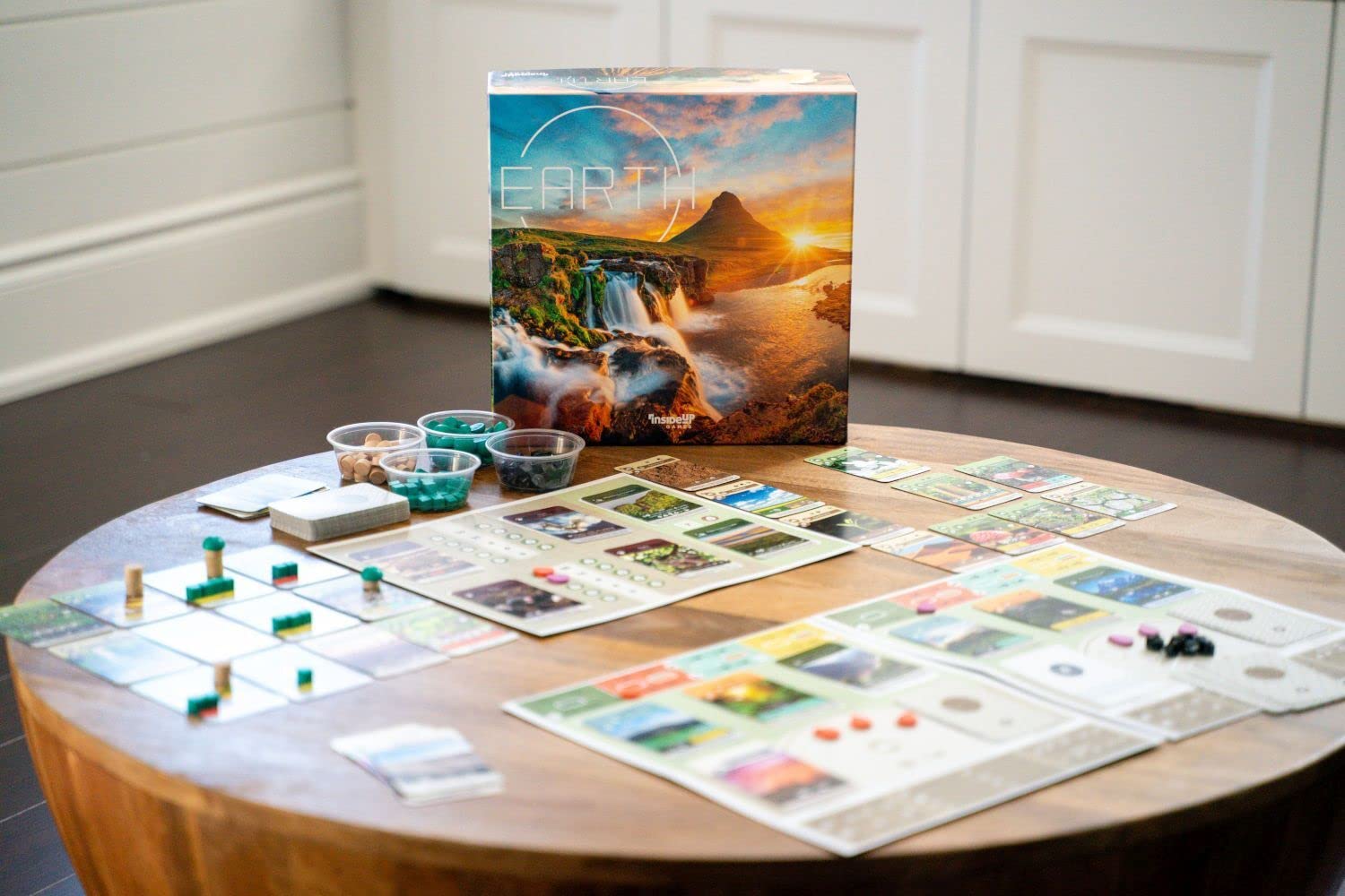Skellig Games SKE48016 Earth