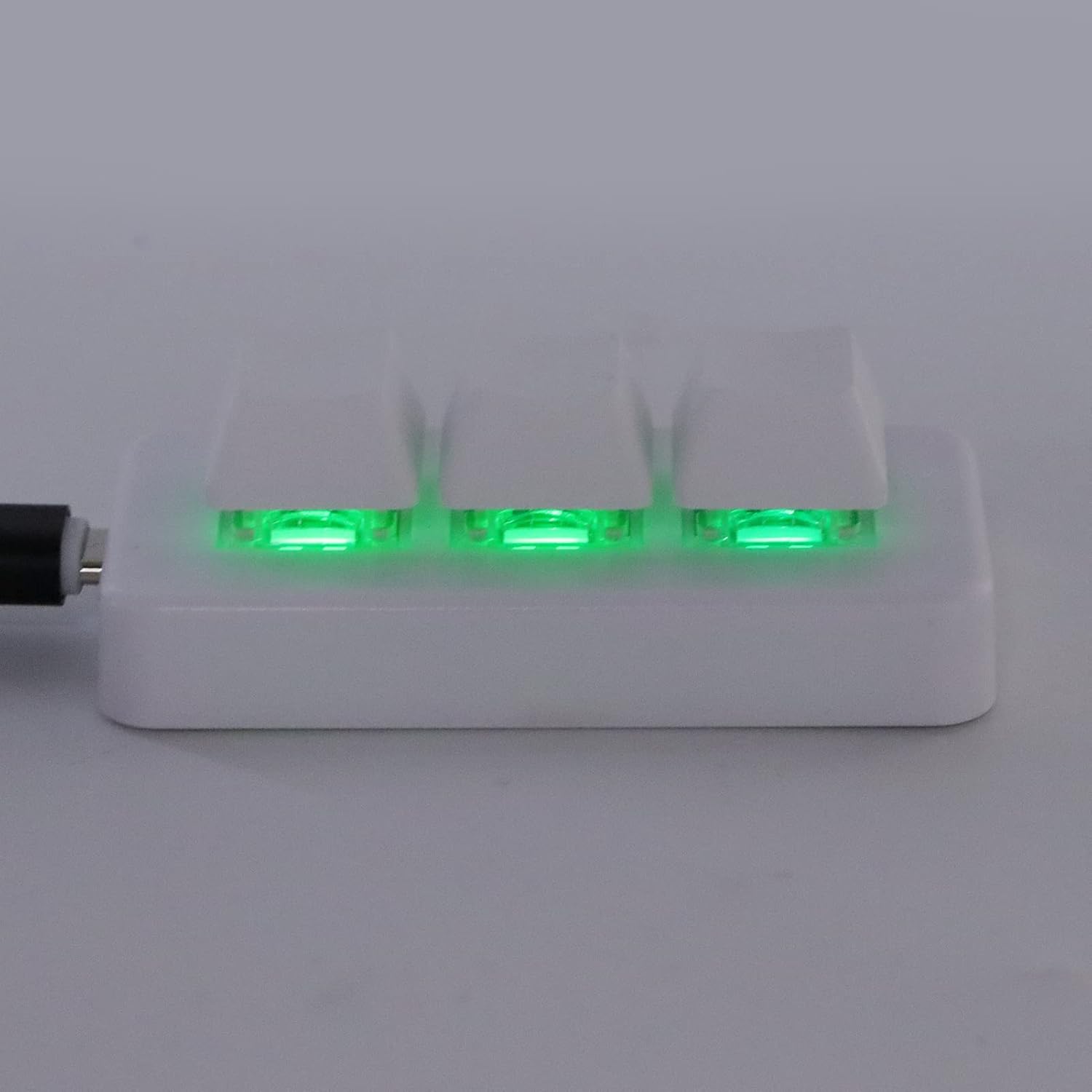 Dioche Compact 3 Key Keypad with green RGB backlight illuminated