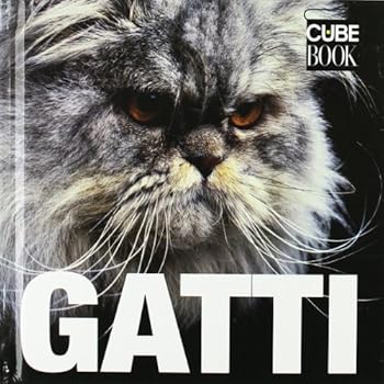Hardcover Gatti [Italian] Book