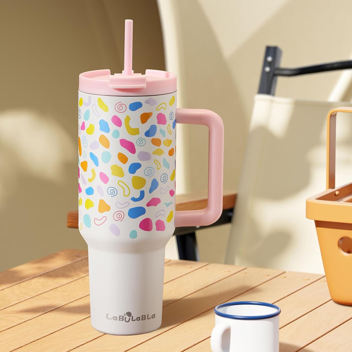 Labulabla 40oz Tumbler with Handle,Double Wall Vacuum Reusable Stainless Steel Insulated Water Bottle,With Leak Proof lid and Straw for Iced or Cold Beverages (Cloud-like White)